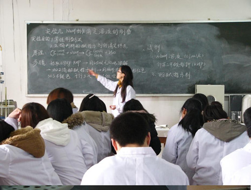 学生实验教学过程演示