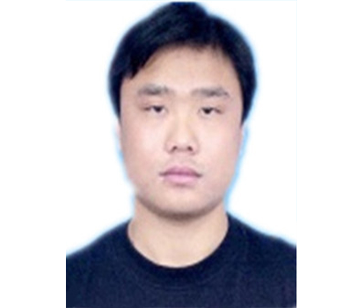 李伟